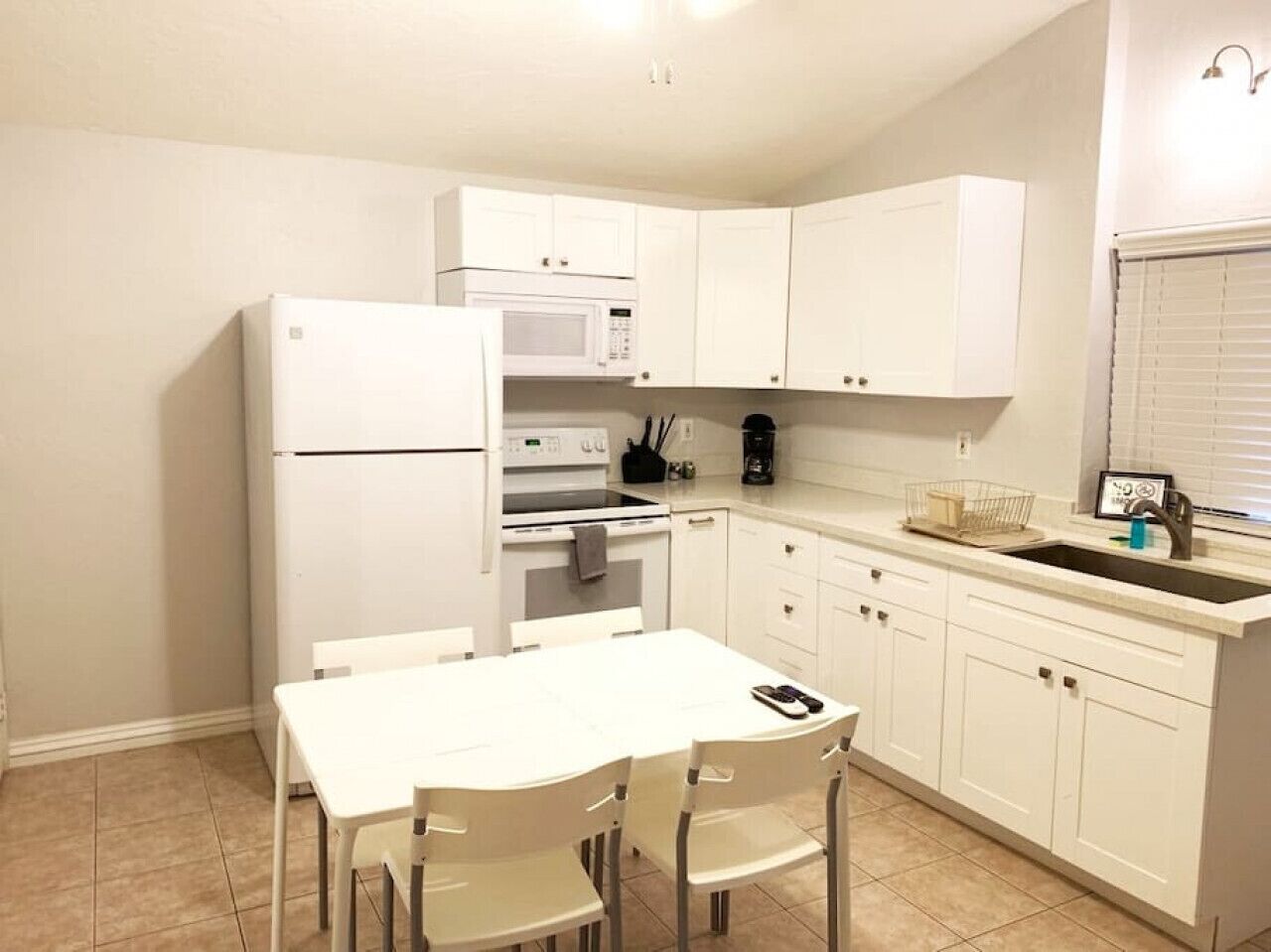 Private Hollywood Apt Close To Beach & Hard Rock