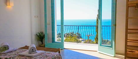 6 chambres, Wi-Fi gratuit, draps fournis