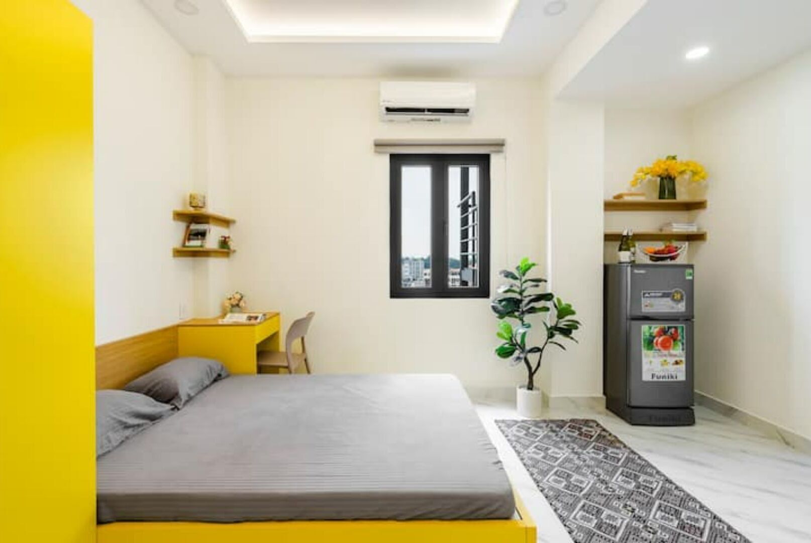 1 quarto, escrivaninha, Wi-Fi de cortesia, roupa de cama