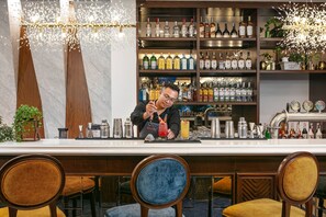 Bar (in der Unterkunft)