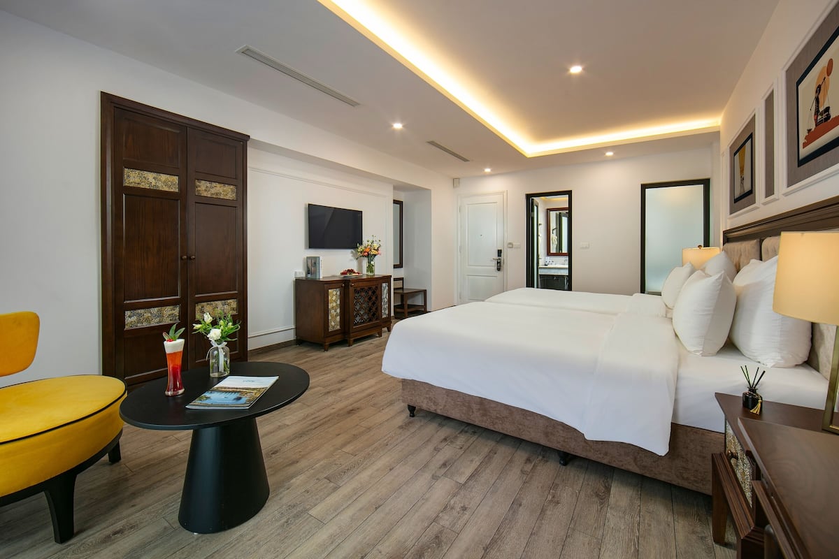 Executive Room | Premium bedding, minibar, in-room safe, desk