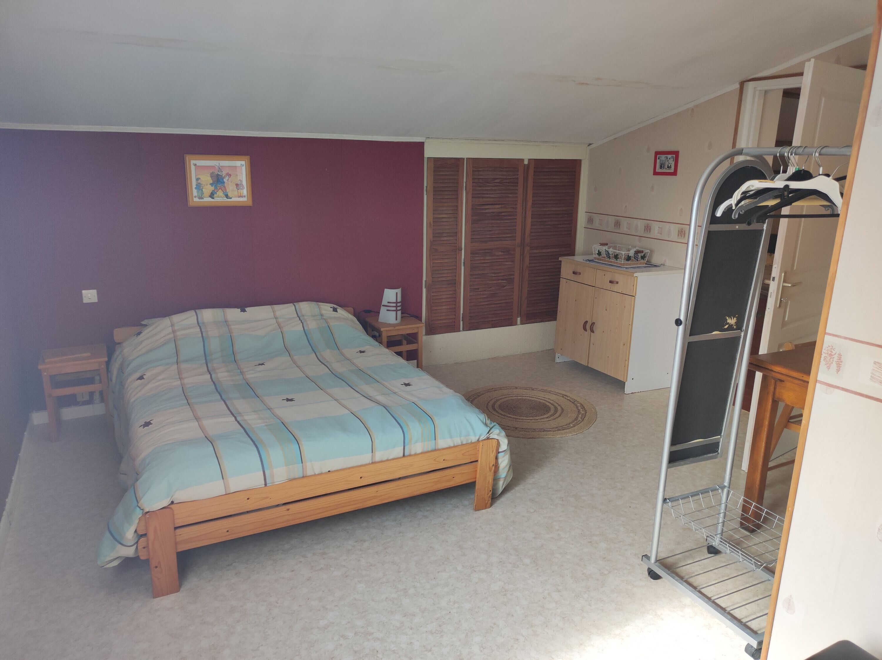 Guest House 'Maison de l'Yron' with Private Pool, Shared Terrace and Wi-Fi