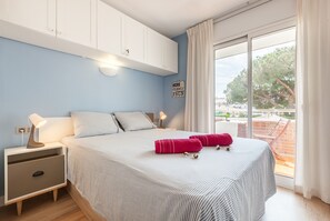 1 bedroom, iron/ironing board, free WiFi, bed sheets - Apartment 'Fada Lloret' with Shared Pool, Wi-Fi and Air Conditioning (Lloret de Mar)