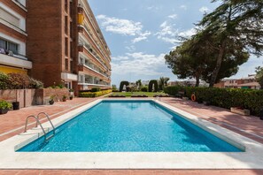 Pool - Apartment 'Fada Lloret' with Shared Pool, Wi-Fi and Air Conditioning (Lloret de Mar)