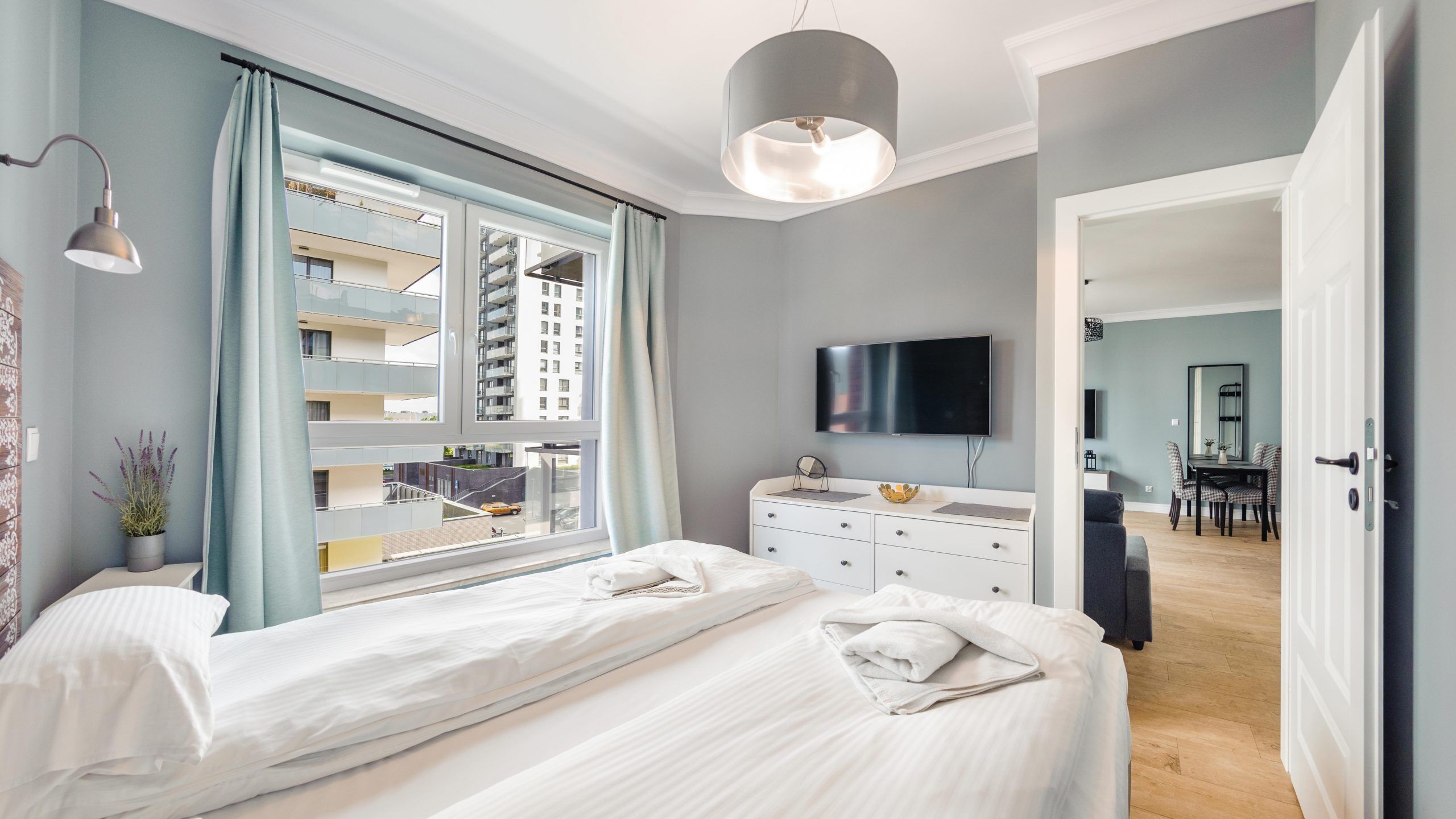 Comfort Apartment | Premium bedding, individually decorated, individually furnished