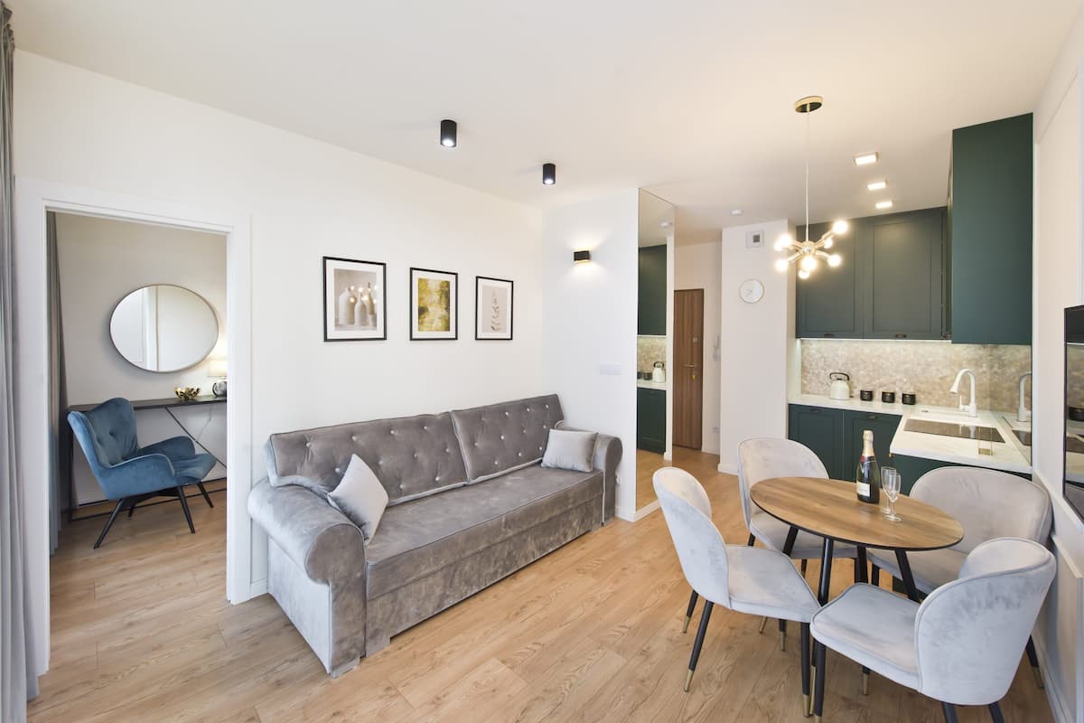 Standard Apartment, 1 Bedroom, Balcony, City View | 1 bedroom, premium bedding, individually decorated