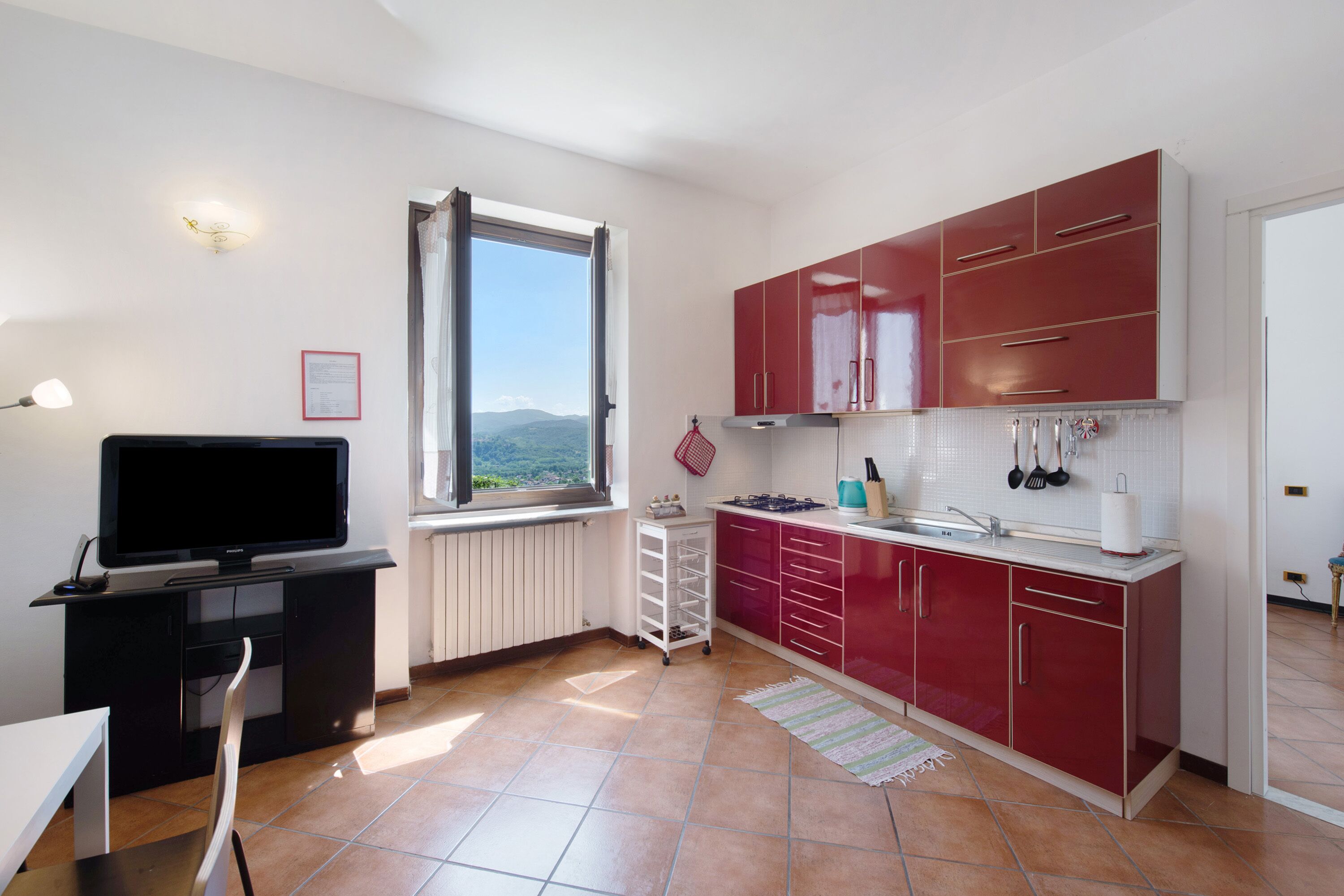 Holiday Home 'Beautiful Tagliolo' with Private Garden and Wi-Fi