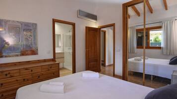 3 Schlafzimmer, Schreibtisch, Bügeleisen/Bügelbrett, kostenloses WLAN