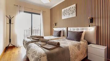 2 bedrooms, iron/ironing board, free WiFi, bed sheets