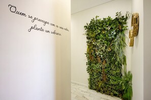 Interior - Villa 'Sobreiro 22' with Private Garden, Balcony and Wi-Fi (Lourosa)