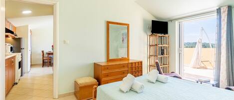 1 bedroom, WiFi, bed sheets