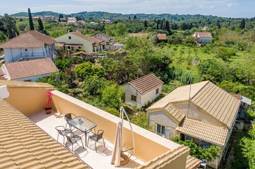 Apartment "Soffitta Bampina" close to the Beach with Balcony
