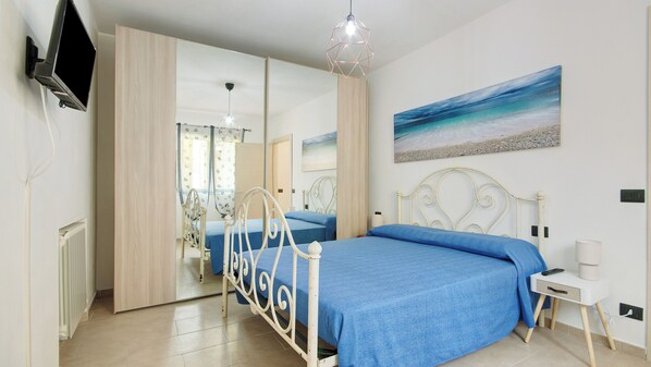 1 chambre, fer et planche à repasser, Wi-Fi gratuit, draps fournis