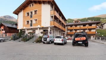 Esterni