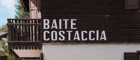 Dettaglio esterni