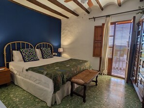 3 bedrooms, free WiFi, bed sheets