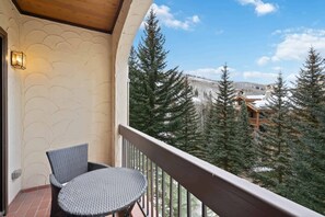 Property grounds - The Charter at Beaver Creek E3405 (Beaver Creek)