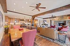 TV, fireplace - The Charter at Beaver Creek E3405 (Beaver Creek)