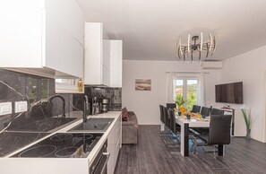 Private kitchen - Sun Spalato Mastrinka (Marina)