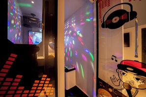 Sing Suite | Accès au Wi-Fi (inclus)
