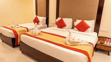 Suíte família, 1 cama de casal | Vista para a cidade