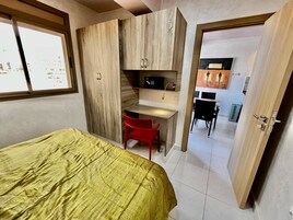 2 habitaciones y caja de seguridad en la habitación 