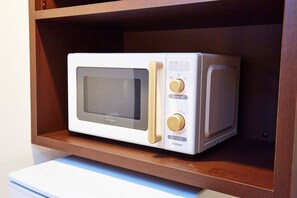 Microwave - Maximum 4 people  Karaoke equipped  Japaneses / Osaka Chuo-ku Ōsaka (Osaka Chuo-ku)