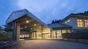 Exterior - Deluxe Room with private openair bathwith bathroom and toilet / Gujo Gifu (Gujo)