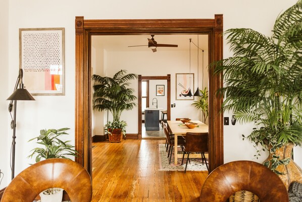 Dining - Mod Manor at River North (RiNo) (Denver)