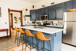 Fridge, microwave, oven, stovetop - Mod Manor at River North (RiNo) (Denver)