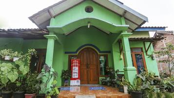 Bagian depan properti