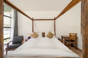 Egyptian cotton sheets, premium bedding, down duvets
