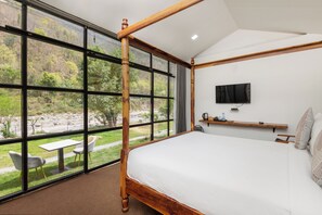 Luxury Double Room, Mountain View | Egyptian cotton sheets, premium bedding, down comforters - The Ayali Riverside Resort Rishikesh (Yamkeshwar)