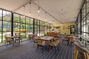 Restaurant - The Ayali Riverside Resort By Alivaa (Yamkeshwar)