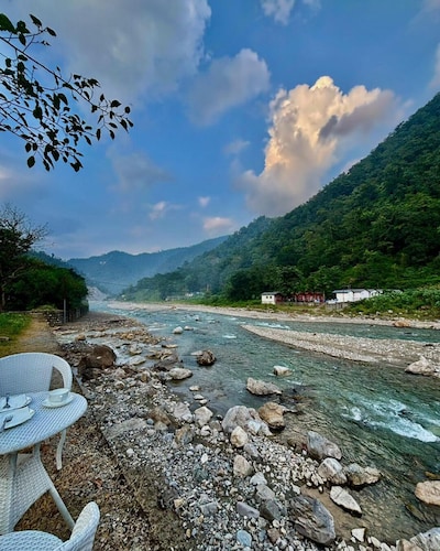 The Ayali Riverside Resort Rishikesh 