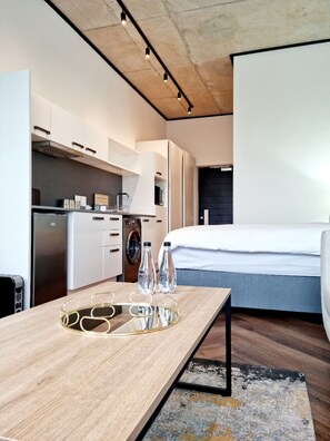 Perushuoneisto | Ruokailu omassa huoneessa