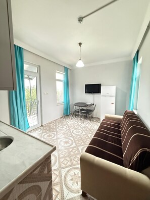 Economy Room | 1 bedroom, desk, blackout curtains, iron/ironing board - ölüdeniz moonstar (Fethiye)