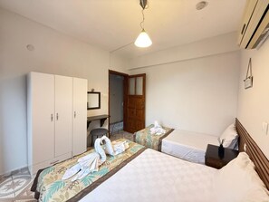 Family Condo | 1 bedroom, desk, blackout curtains, iron/ironing board - ölüdeniz moonstar (Fethiye)