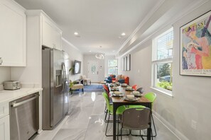 Dining - Remarkable Superdome Group Home w/Heated Pool, Parking, Patio, 8 Beds & 5 Baths (New Orleans)