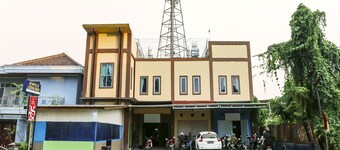 OYO 90825 Hotel Lizha 2