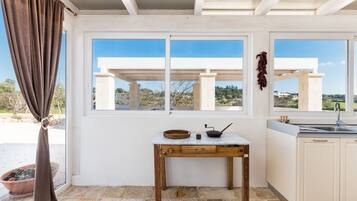 ๋น๋ผ | ์ ์ฉ ์ฃผ๋ฐฉ | ๋์ฅ๊ณ , ์ค๋ธ, ์๊ธฐ ์ธ์ฒ๊ธฐ, ์ ๊ธฐ ์ฃผ์ ์