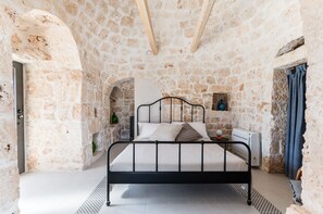 Villa | 2 bedrooms, desk, cots/infant beds, free WiFi - Trullo La Dolina by Wonderful Italy (Ostuni)