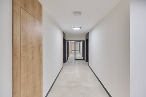 Interior - Madalińskiego 5 | Functional Studio | Parking (Wroclaw)
