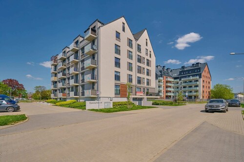 Opoczyńska 14 | Elegant Apartment | Desk