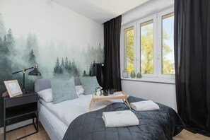 1 bedroom, iron/ironing board, travel cot, WiFi