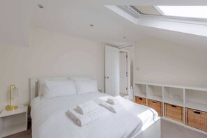 베이직 하우스, 침대(여러 개) | 4 개의 침실, 침대 시트