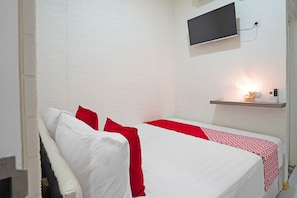 Chambre Double Standard | Espace de travail pour ordinateur portable, Wi-Fi gratuit, draps fournis