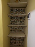 Family Single Room | Wardrobe