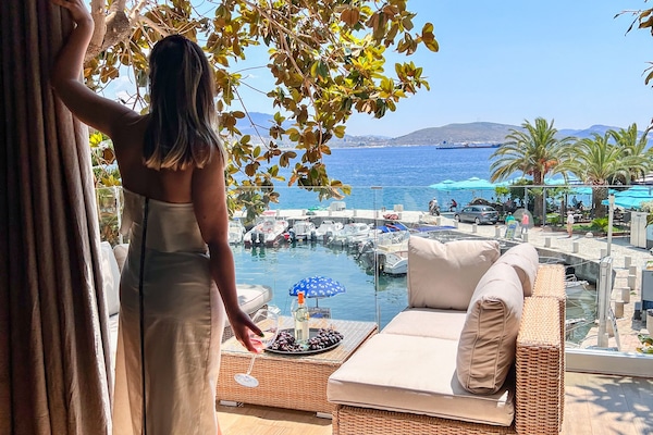 Suite, Sea View | Balcony