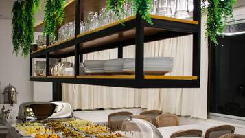 Desayuno buffet incluido todos los días